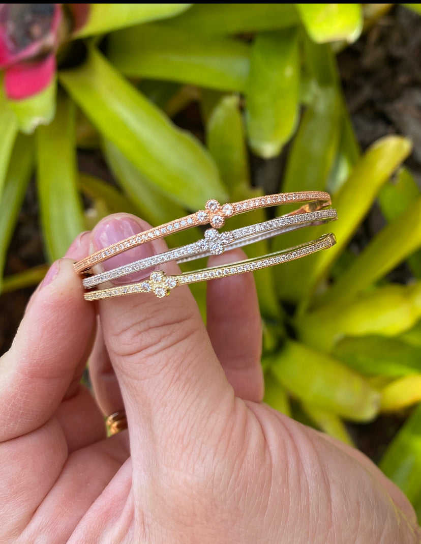 Lucky Clover Filler Bangle